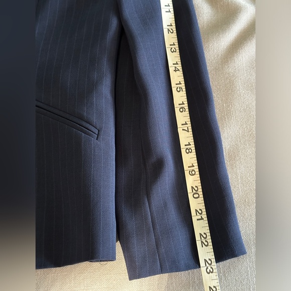 New Suit size 8 Petite Sophisticate pant suit - Picture 8 of 16